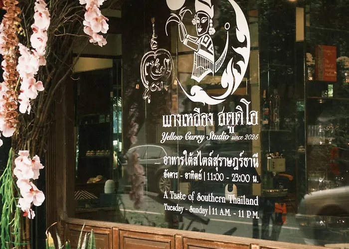 Large Near Grand Palace